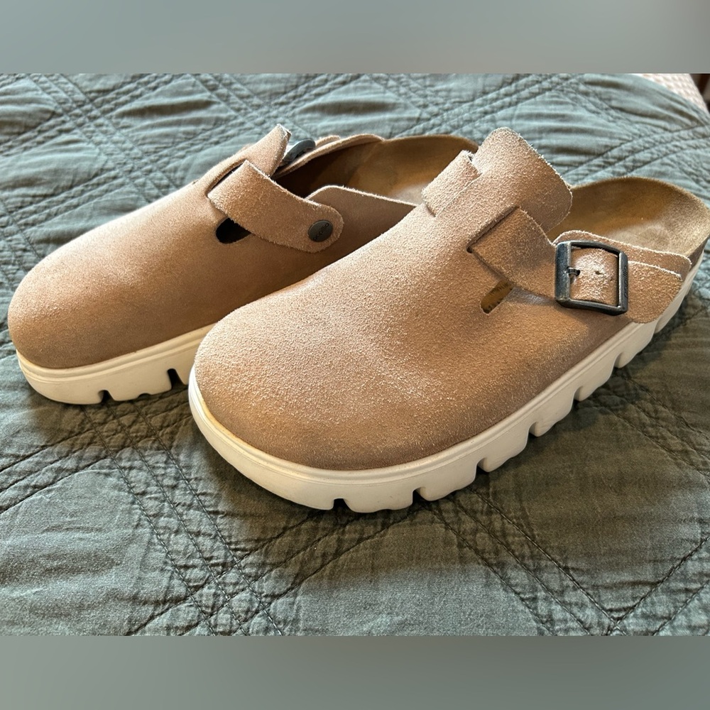 Birkenstock Papillio Tan Suede Women's Clogs - Picture 2 of 6
